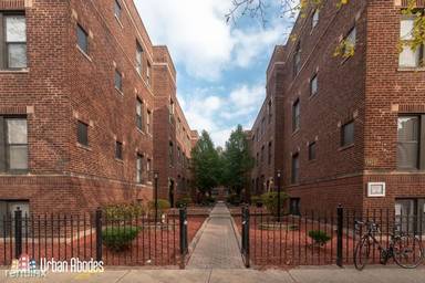 Main picture of 3827 N Fremont St