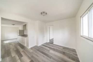 Main picture of 1139 5th Ave