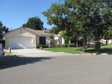 Main picture of 662 Woodridge Ct