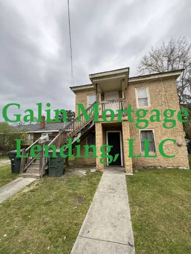 Main picture of 1906 Richards St