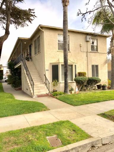 Main picture of 2925 E Theresa St