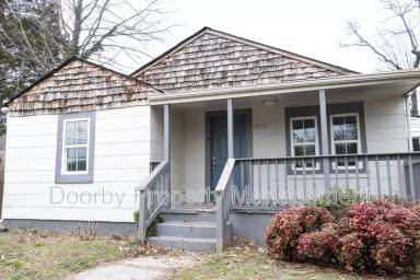 Main picture of 921 East Ave