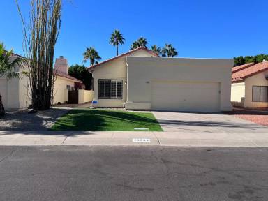 Main picture of 13524 N 103rd St
