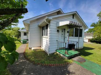 Main picture of 1357 Bitonti St