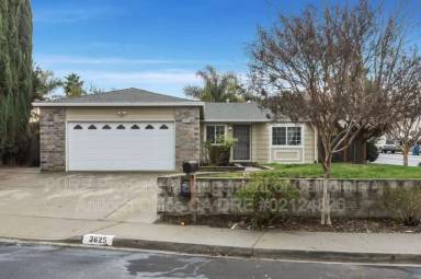 Main picture of 3625 Dewitt Ct