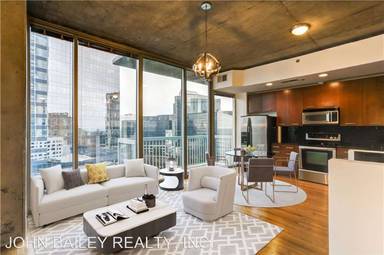 Main picture of Realm Condominiums