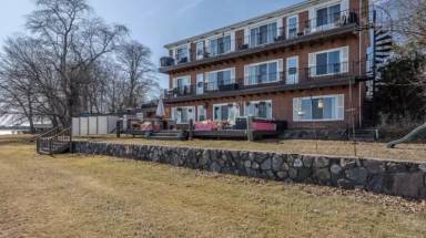 Main picture of 11859 N Main St