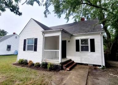 Main picture of 2002 Carroll St