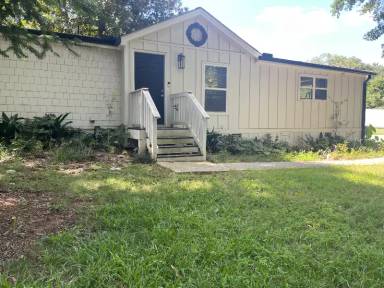 Main picture of 222 Branch St