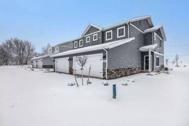 Main picture of 3410 32nd Ave