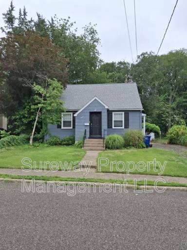 Main picture of 447 E Park Ave