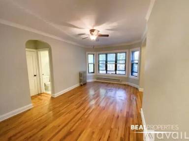 Main picture of 4614 N Paulina St