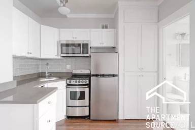 Main picture of 817 W Lakeside Pl