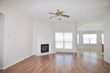 Main picture of 10105 Red Bluff Ln