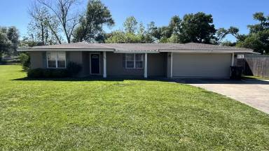 Main picture of 4906 Common St