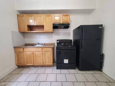 Main picture of 391 Forrest St