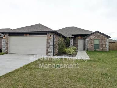 Main picture of 4824 E Galveston Pl