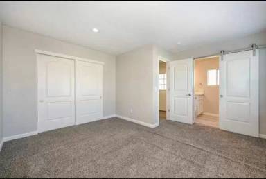 Main picture of 141 Kaseberg Dr