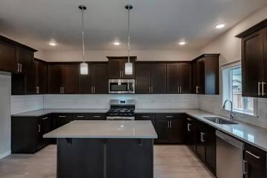 Main picture of 4527 Sagecrest Dr NE
