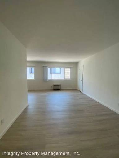 Main picture of 1218 Stanley Ave