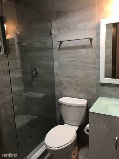 Main picture of 7839 N Bayshore Dr