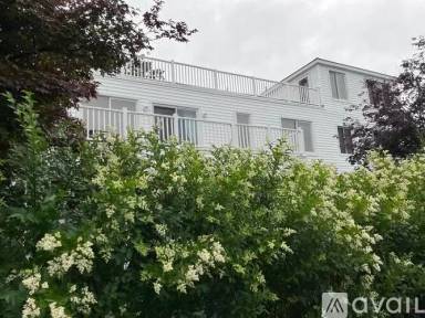 Main picture of 117 Morgan Ave