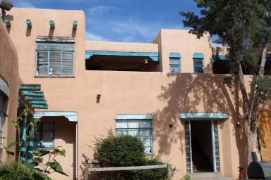 Main picture of 302 Stanford Dr SE