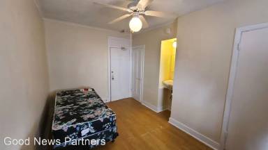 Main picture of 1600 W Jonquil Ter