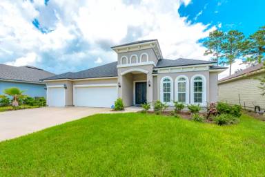 Main picture of 5043 Redford Manor Dr