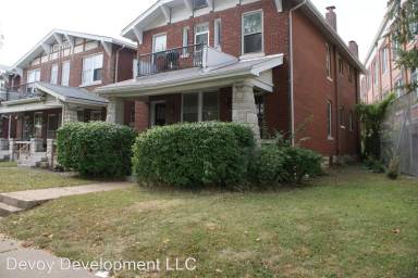 Main picture of 5847 S Kingshighway Blvd