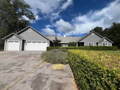Main picture of 8957 Knobhill Cir