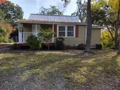 Main picture of 2400 Ridgecrest Dr