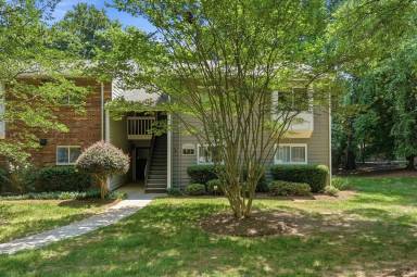 Main picture of 2900 Heathstead Pl