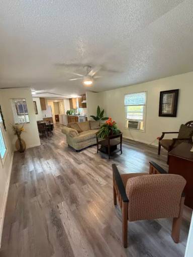 Main picture of 1409 Merrimac Rd