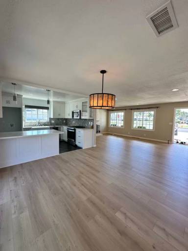 Main picture of 6121 Priscilla Dr