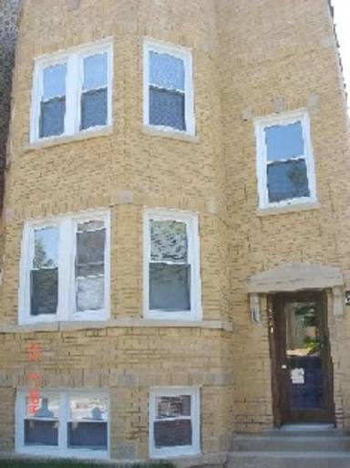Main picture of 3302 N Leavitt St