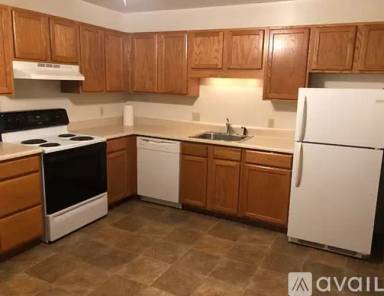 Main picture of 131 MacArthur Ave