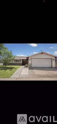 Main picture of 400 Sunset Dr