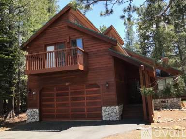 Main picture of 12371 Snowpeak Way