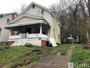 Main picture of 531 N 4th St