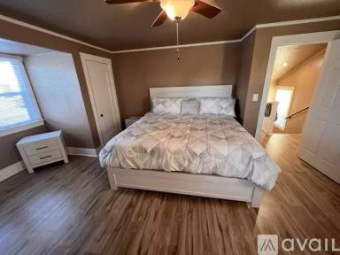 Main picture of 2568 67th Ave
