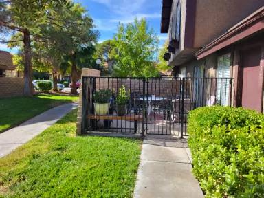 Main picture of 4535 Buena Vista Dr