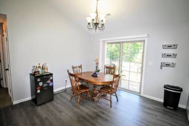 Main picture of 22758 Return Ln