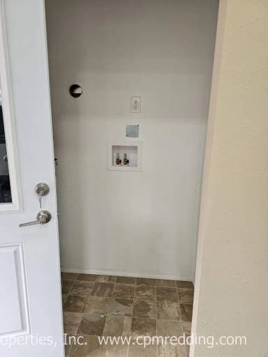 Main picture of 80 Tinnen St