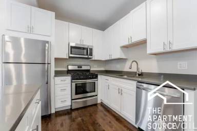 Main picture of 5304 N Ashland Ave