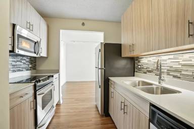 Main picture of 539 N Kingsbury St