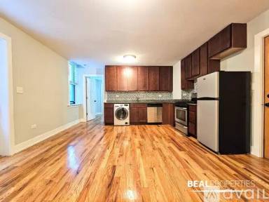 Main picture of 550 W Arlington Pl Apartments