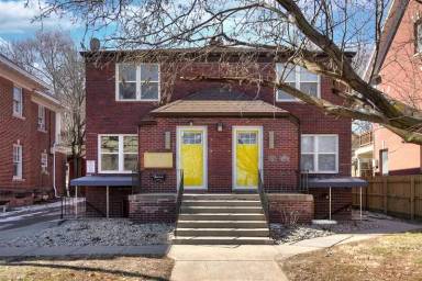 Main picture of 116 N 32nd Ave