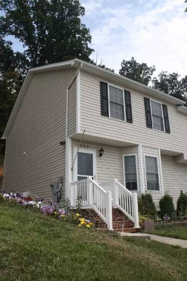 Main picture of 964 Sherwood Ct