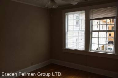 Main picture of 570 Boulevard Pl NE